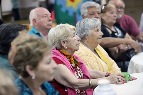 La Municipalidad de La Costa puso en marcha un dispositivo de asistencia para adultos mayores