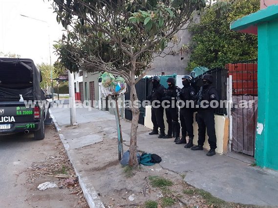 La Costa: Ayer robaron una farmacia y hoy ya están detenidos.