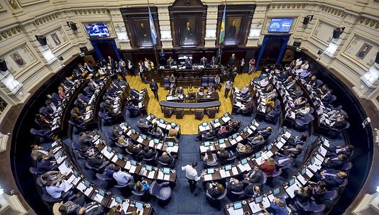 Diputados bonaerenses rechazan la suspensión de la Ley de Movilidad Jubilatoria