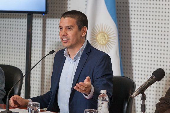 CRISTIAN CARDOZO ANUNCIÓ MEDIDAS PREVENTIVAS EN FUNCIÓN DE UN NUEVO PERÍODO EPIDEMIOLÓGICO