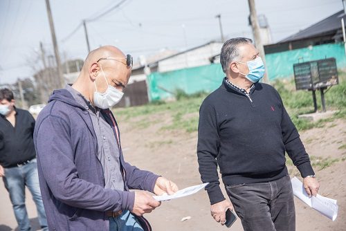 ALBERTO GELENÉ RECORRIÓ OBRAS DE GAS QUE REALIZA EL MUNICIPIO PARA MÁS DE 100 FAMILIAS FLORENSES