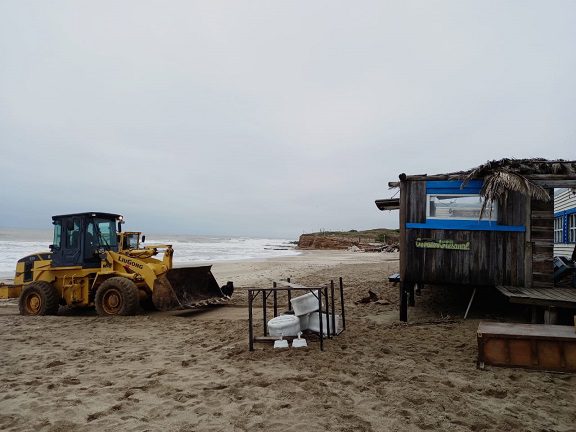 SE EFECTUÓ EL DESARME DEL PARADOR BARRA MANSA EN SANTA CLARA DEL MAR