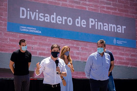 Kicillof, Massa y Meoni inauguraron el retorno del tren de pasajeros que llega hasta Pinamar