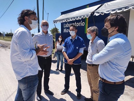 Mar Chiquita: Gollán, Kreplak y Pons recorrieron la Unidad de Laboratorio Móvil de diagnóstico rápido de coronavirus