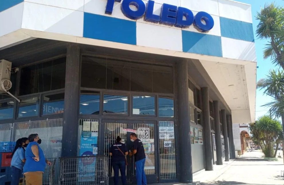 Santa Clara del Mar: Clausuran supermercado Toledo por fallas en la higiene, refrigeración de carnes y olores nauseabundos