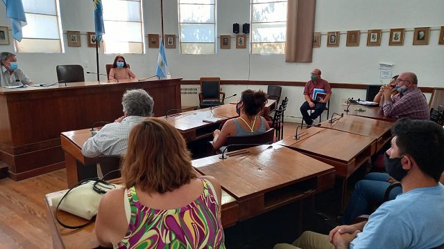 Mar Chiquita: la mayoría de los concejales de la oposición se ausentó a la reunión informativa sobre la vacunación
