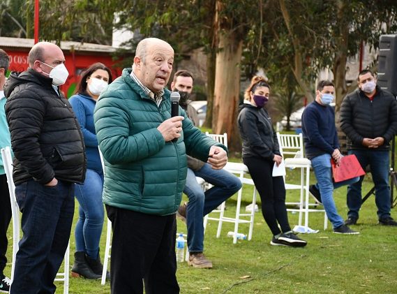 Candidatos del Frente de Todos charlaron con vecinos y vecinas de Mar de Cobo