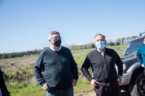 LAS FLORES: SE INAUGURÓ LA OBRA DE ESTABILIZADO Y MEJORADO DE LA RUTA PROV. Nº 30 CON LA PRESENCIA DEL MINISTRO DE DESARROLLO AGRARIO PROVINCIAL, JAVIER RODRÍGUEZ 