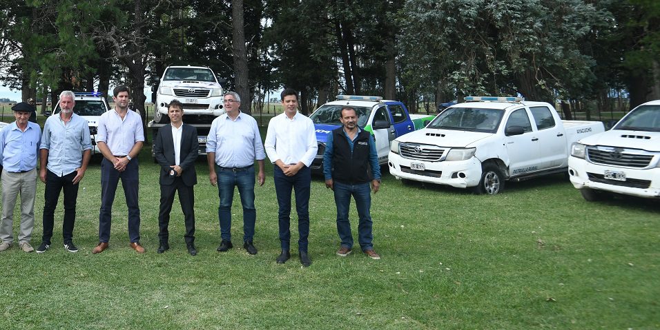 Kicillof puso en funcionamiento nuevos patrulleros para la Policía Rural de Ayacucho