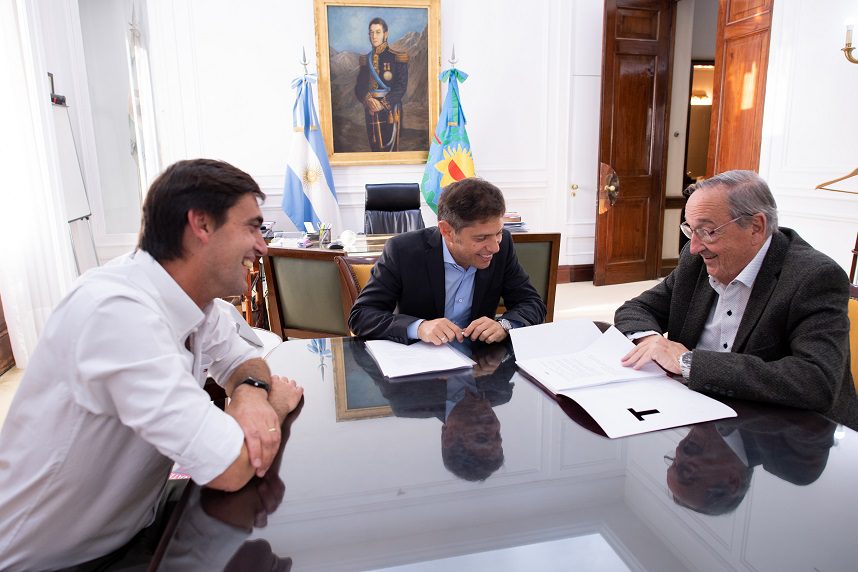 Kicillof se reunió con el intendente Lunghi y el diputado Iparraguirre