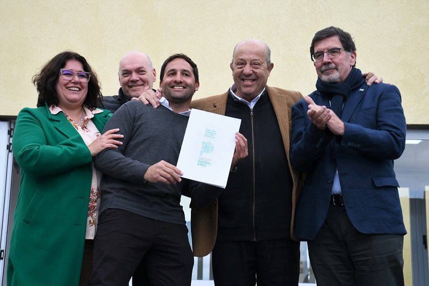 El intendente Paredi y el director Sileoni pusieron en marcha el Instituto Superior de Formación Técnica N° 238