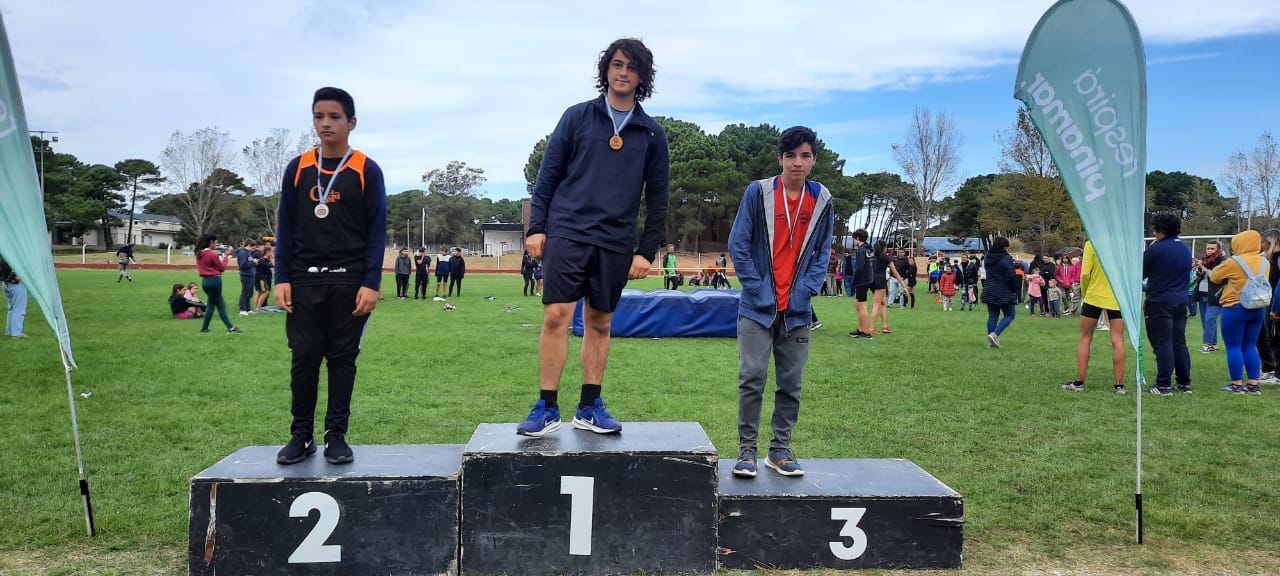 Lavalle se destacó en el “Circuito Regional de Atletismo”