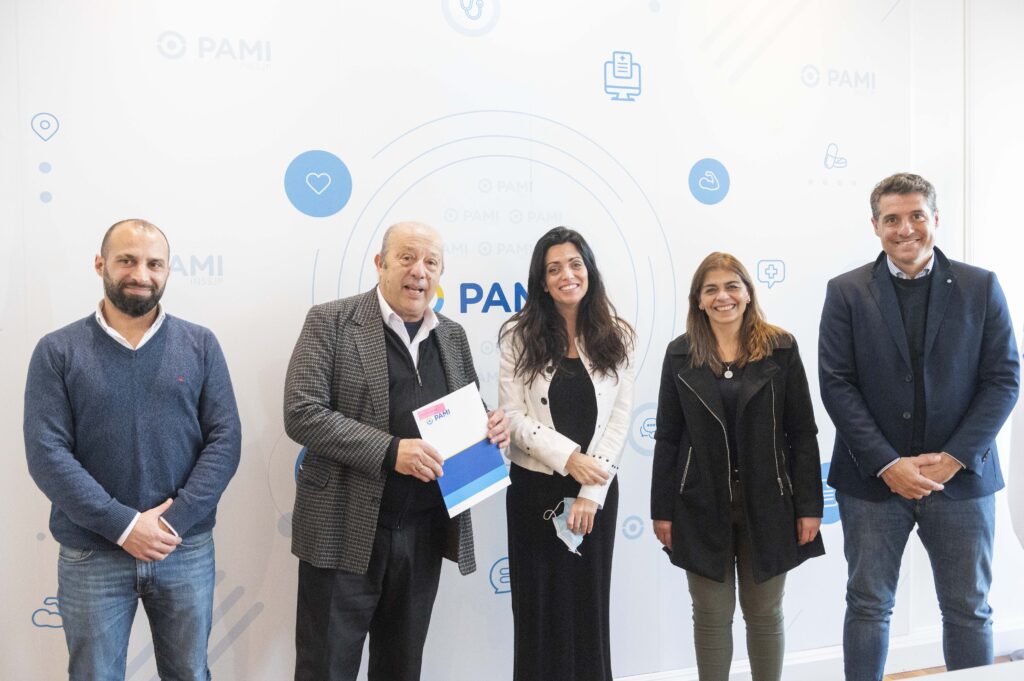 El PAMI y la Municipalidad de Mar Chiquita firmaron el convenio para la adquisición de un tomógrafo