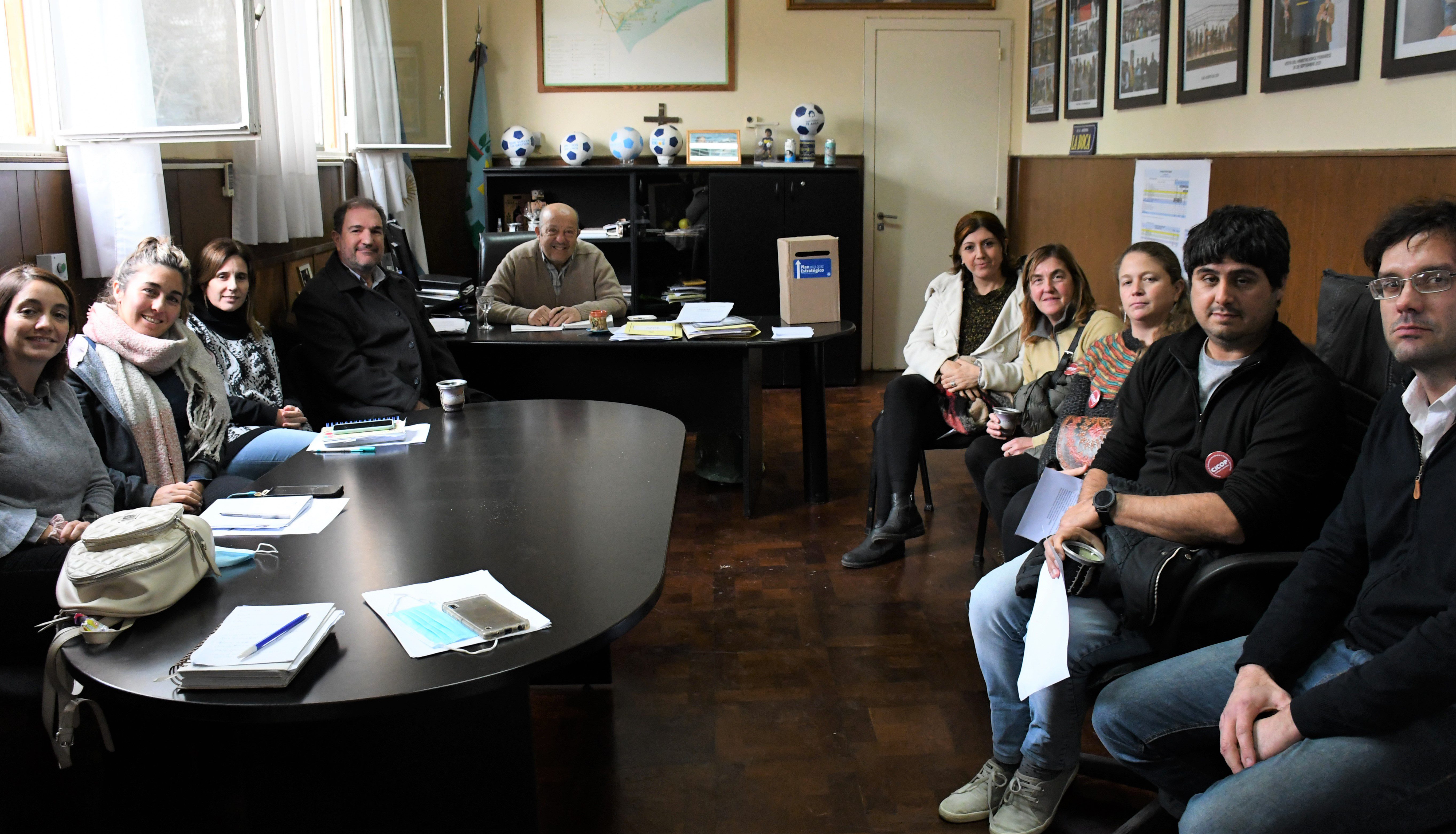 El intendente Paredi recibió a miembros de la CICOP