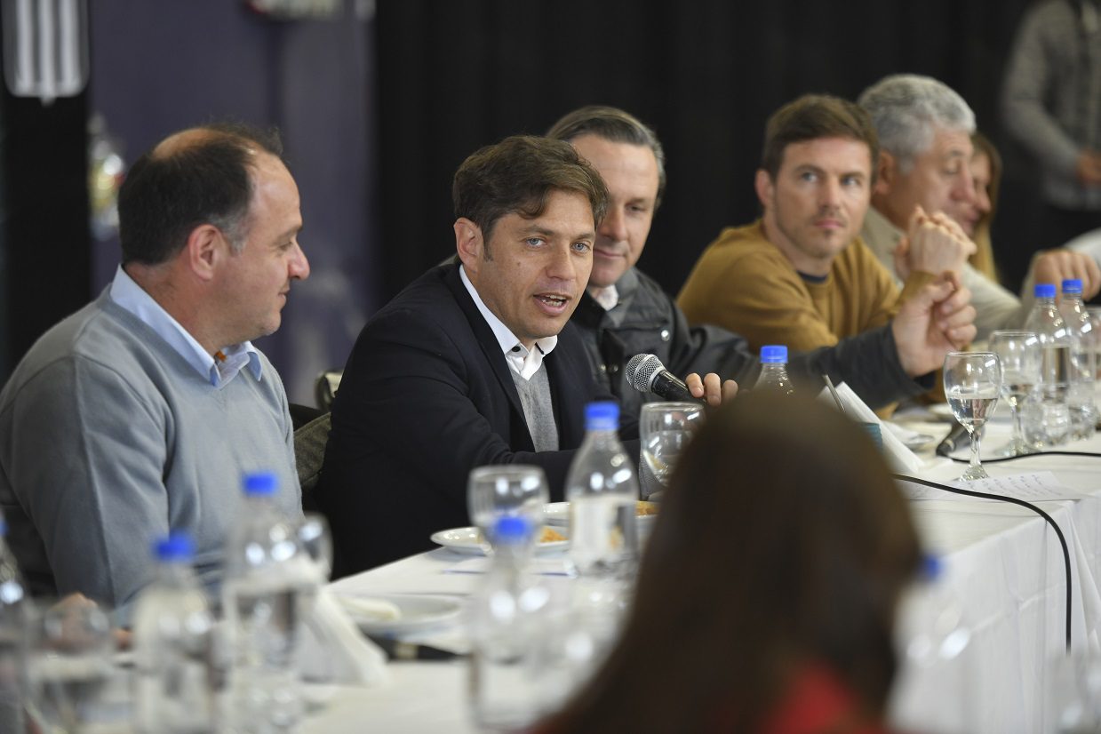 Kicillof en Dolores: «Nuestros esfuerzos están dedicados a profundizar la expansión productiva para que sea más estable, duradera y justa”