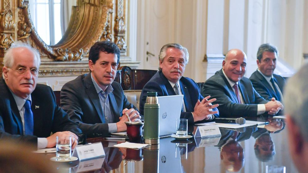Sergio Massa y Alberto Fernández participaron de la primera reunión de gabinete tras los cambios en Economía
