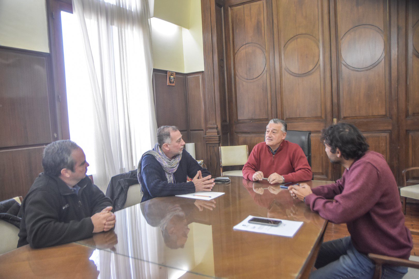 Las Flores: El intendente Alberto Gelené recibió al director de la Extensión Experimental “Cuenca del Salado” del INTA, Ernesto Juan Maletti