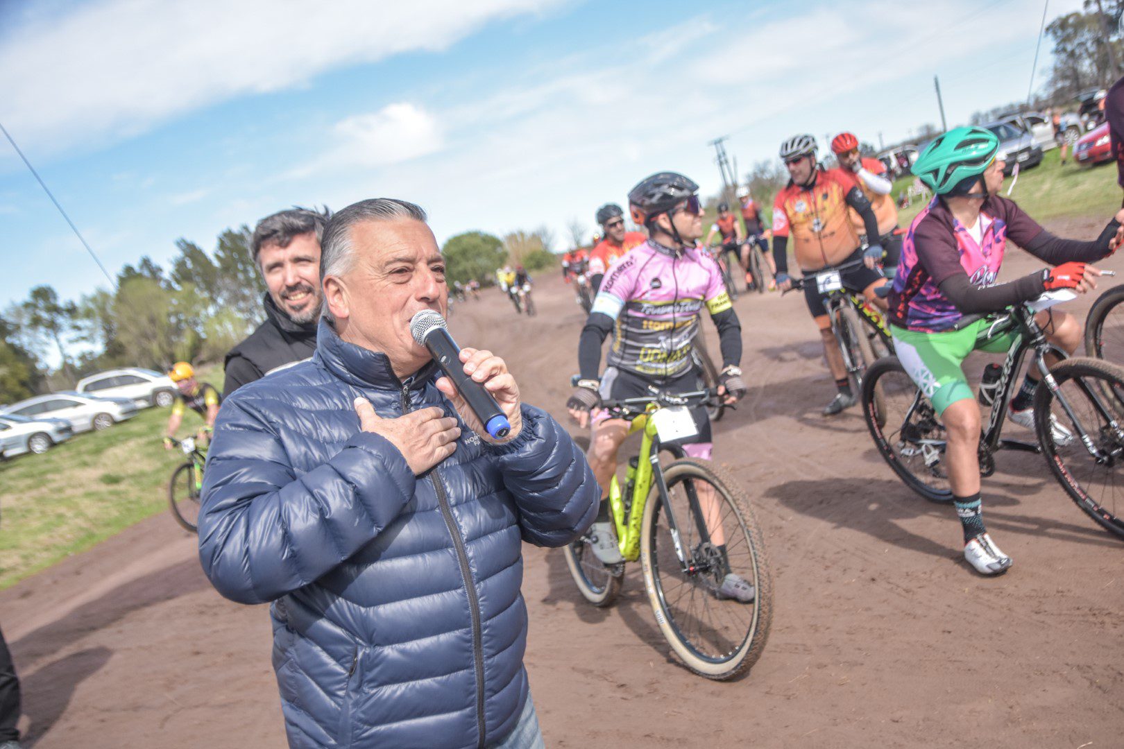 ALBERTO GELENE, “DESEAMOS QUE ESTAS OLIMPIADAS JUVENILES FLORENSES SEAN UNA FIESTA DEL ENCUENTRO” 