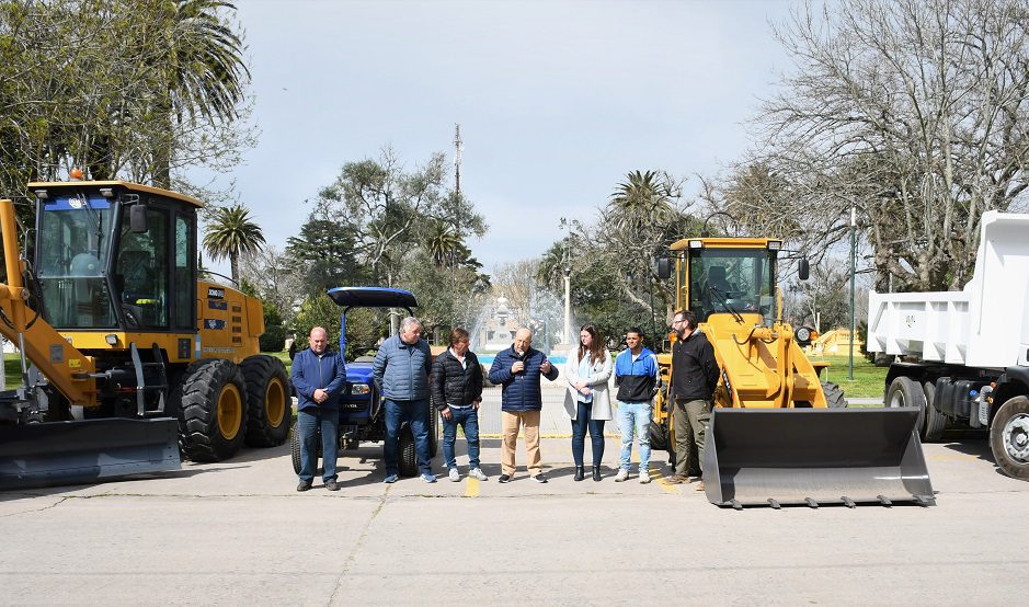 La Municipalidad de Mar Chiquita adquirió nueva maquinaria por un monto superior a 50 millones de pesos