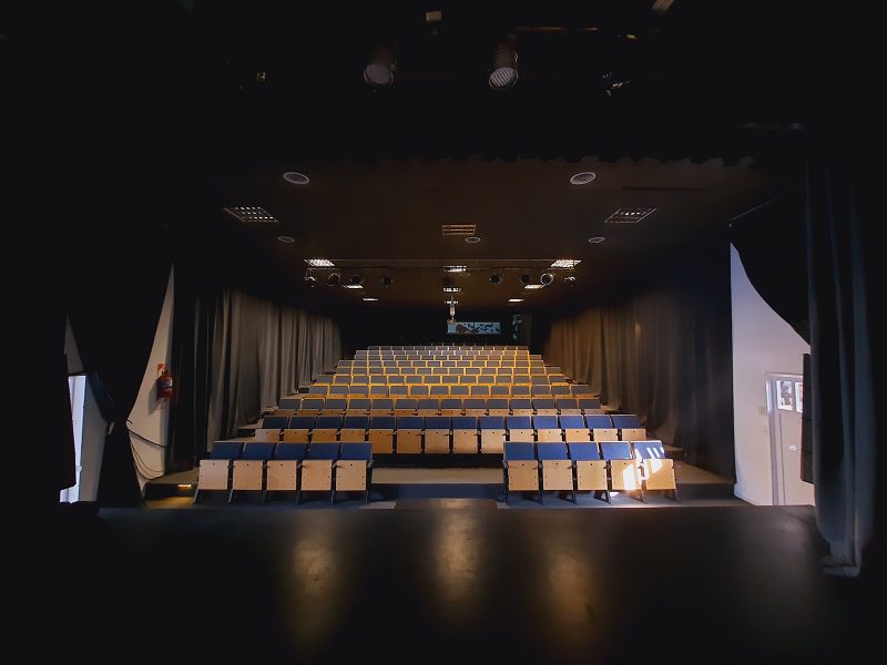 Enero recargado de obras teatrales en el Cine Teatro Leonardo Favio de Santa Clara del Mar