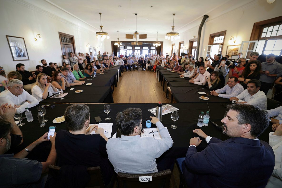 El Partido de Mar Chiquita presente en la reunión de Kicillof con intendentes y representantes del sector productivo