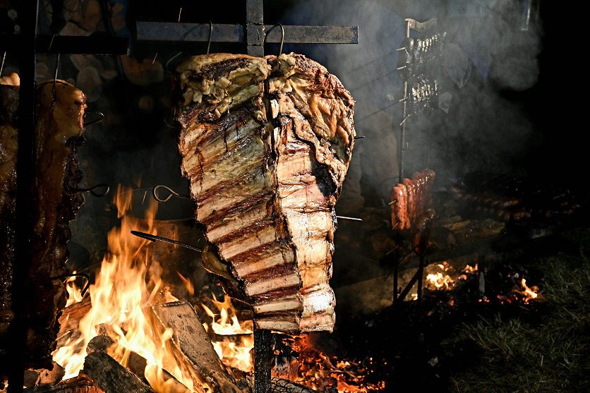 La Fiesta del Costillar arrancó a pleno en Vivoratá