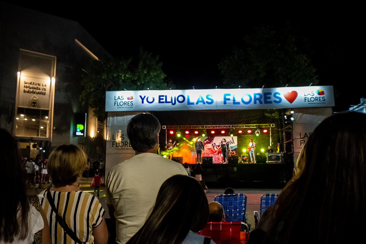 LAS FLORES: LA GENTE DISFRUTÓ DE LA ÚLTIMA PEATONAL CULTURAL 2023