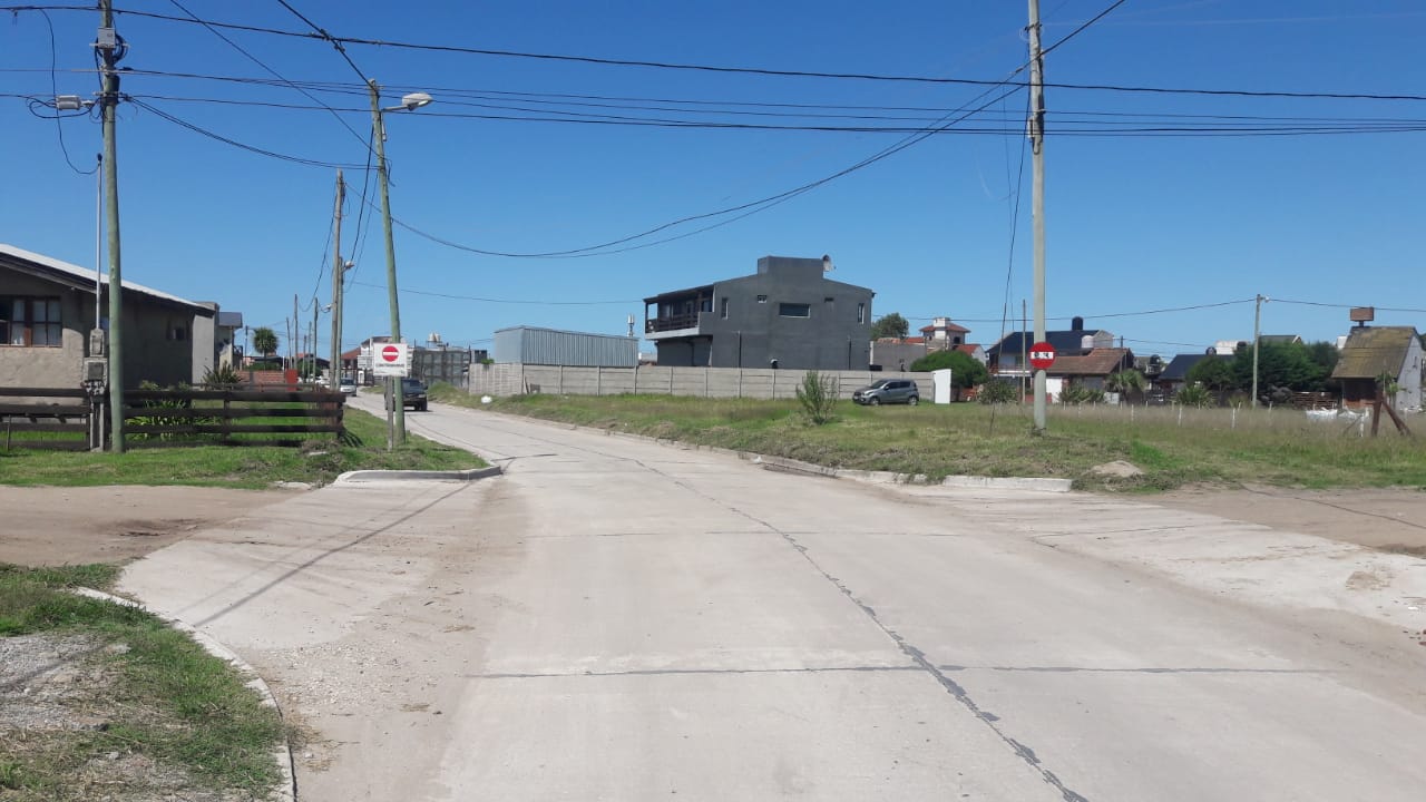 Camet Norte: finalizó la primera etapa de pavimentación y la línea 221 retoma su recorrido sobre las calles Quintana y Urquiza