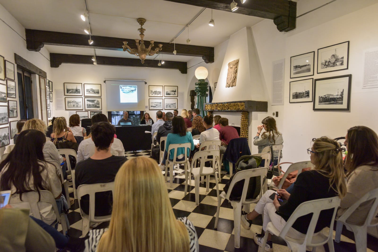 Mar del Plata: El Municipio capacita a autoridades de escuelas sobre Bullying, Grooming y Uso Responsable de Redes Sociales