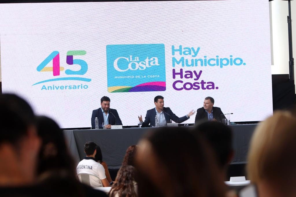 Apertura de Sesiones: el Intendente Cardozo mostró con datos el crecimiento de La Costa y trazó las obras para este año