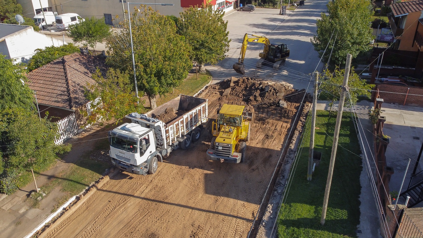 Obras Públicas: avanza la repavimentación en la Avenida Montreal de Santa Clara