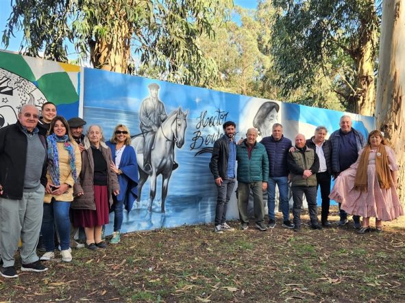 Con mucha emoción, la comunidad de Atlántida homenajeó a Héctor Berdasco 