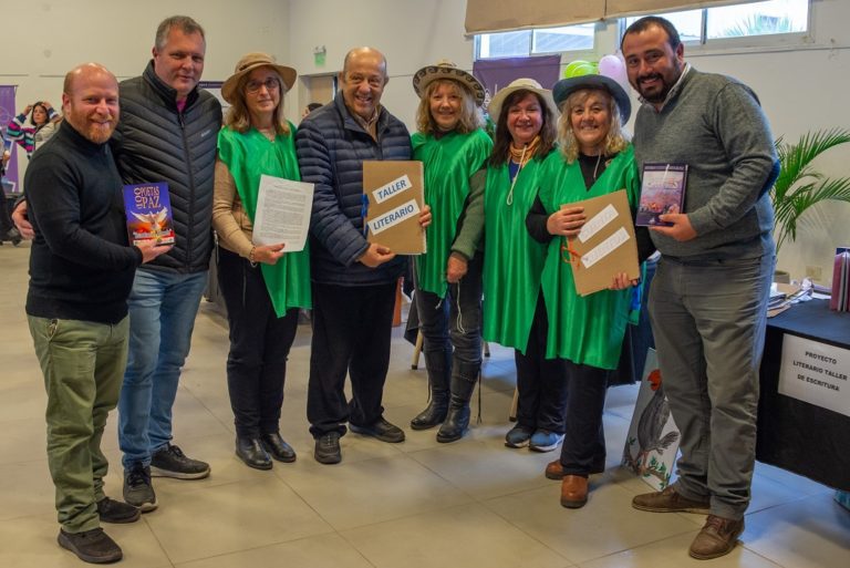 la 8º edición de la feria del libro en santa clara del mar fue un éxito rotundo