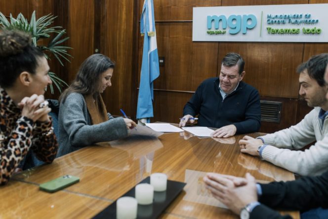 Mar del Plata: El Municipio firmó un convenio con la organización Sistema B para trabajar por el ecosistema productivo local