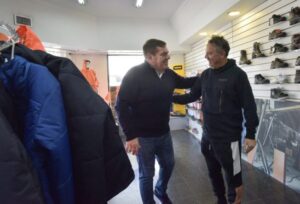 fotos mgp el municipio ya entregó 500 botones de alerta y conectó más de 620 cámaras privadas al com (2)