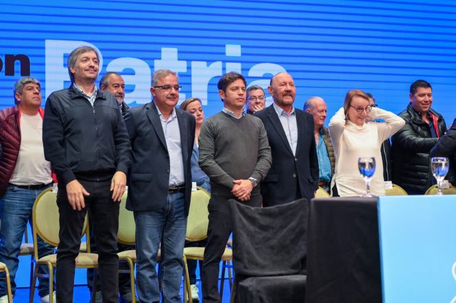 Kicillof: “El modelo que nos quieren vender Bullrich y Milei tiene como protagonistas a los mismos que privatizaron YPF”