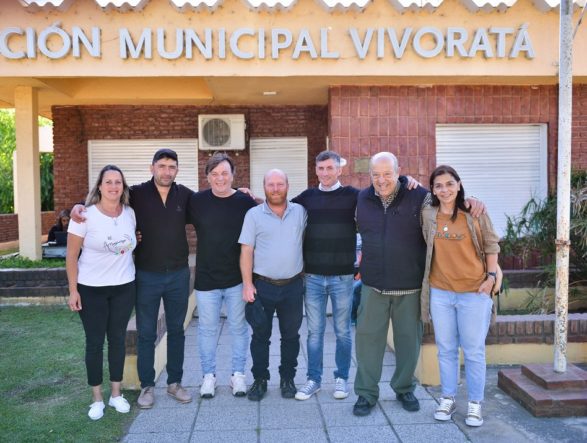 Paredi y Walter pusieron en funciones a Hernán Erquiaga en la Delegación Vivoratá