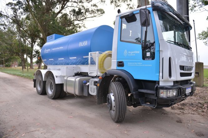 La Delegación Santa Clara del Mar recibió un nuevo camión cisterna para mejora de los servicios públicos