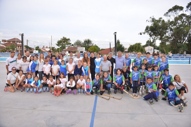 La diputada Tolosa Paz y el intendente Wischnivetzky inauguraron un playón deportivo en Mar Chiquita