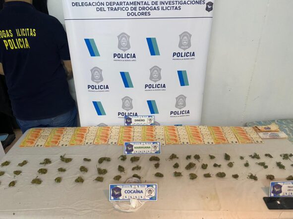 Madariaga: Personal policial secuestro marihuana lista para la venta