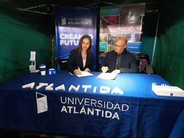 Balcarce: Reino firmó convenio con la Universidad Atlántida Argentina