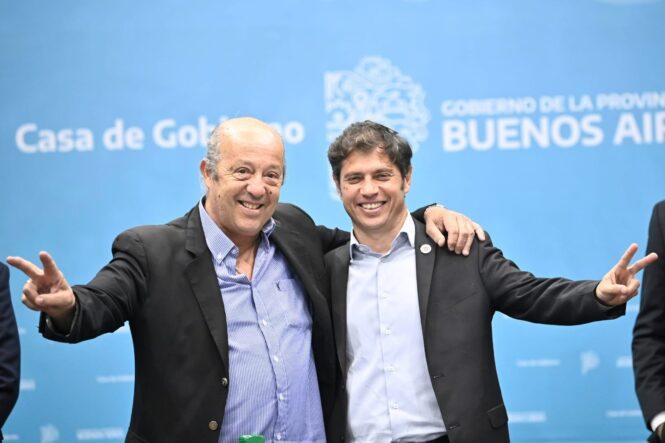 Kicillof llega a Mar Chiquita para un plenario multitudinario