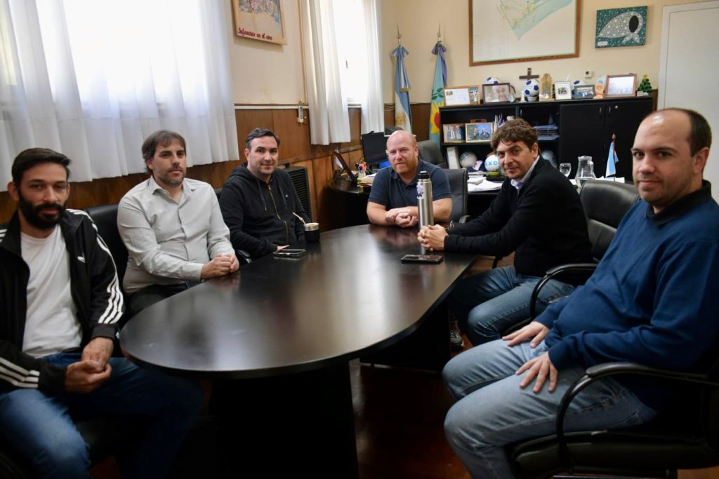 funcionarios del instituto provincial de asociativismo y cooperativismo visitaron mar chiquita