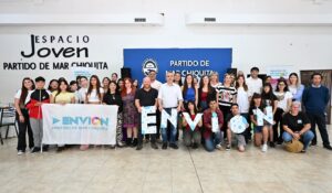 walter wini y andrés larroque compartieron un encuentro con jóvenes del programa envión y entregaron equipamiento