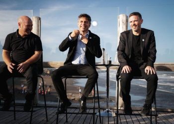 mar chiquita kicillof cerró las conferencias de verano junto a walter wini y paredi