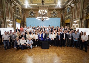 axel junto a intendentes bonaerenses 1536x1024