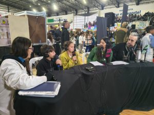 stream radio la voz de mar chiquita en la feria